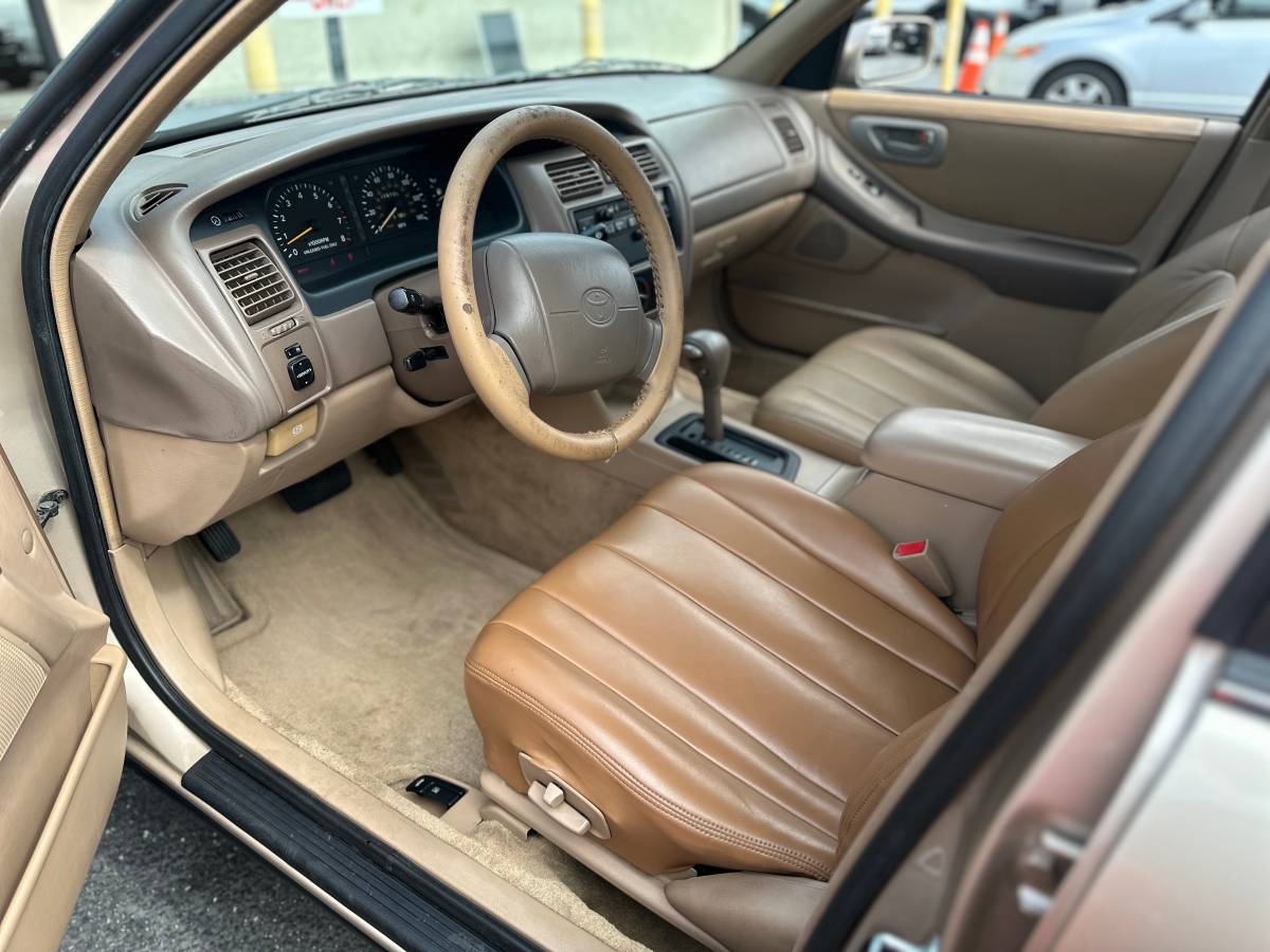 Toyota-avalon-xl-1996-7