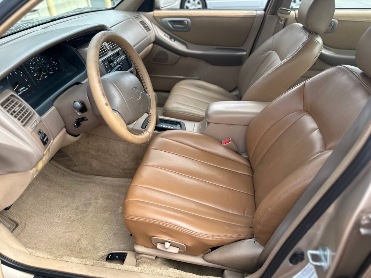 Toyota-avalon-xl-1996-8