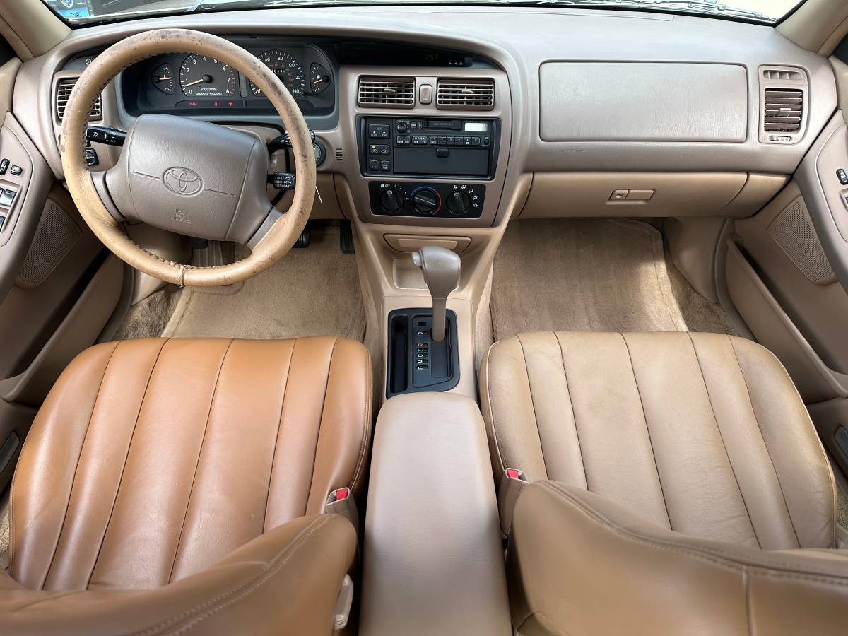 Toyota-avalon-xl-1996-9