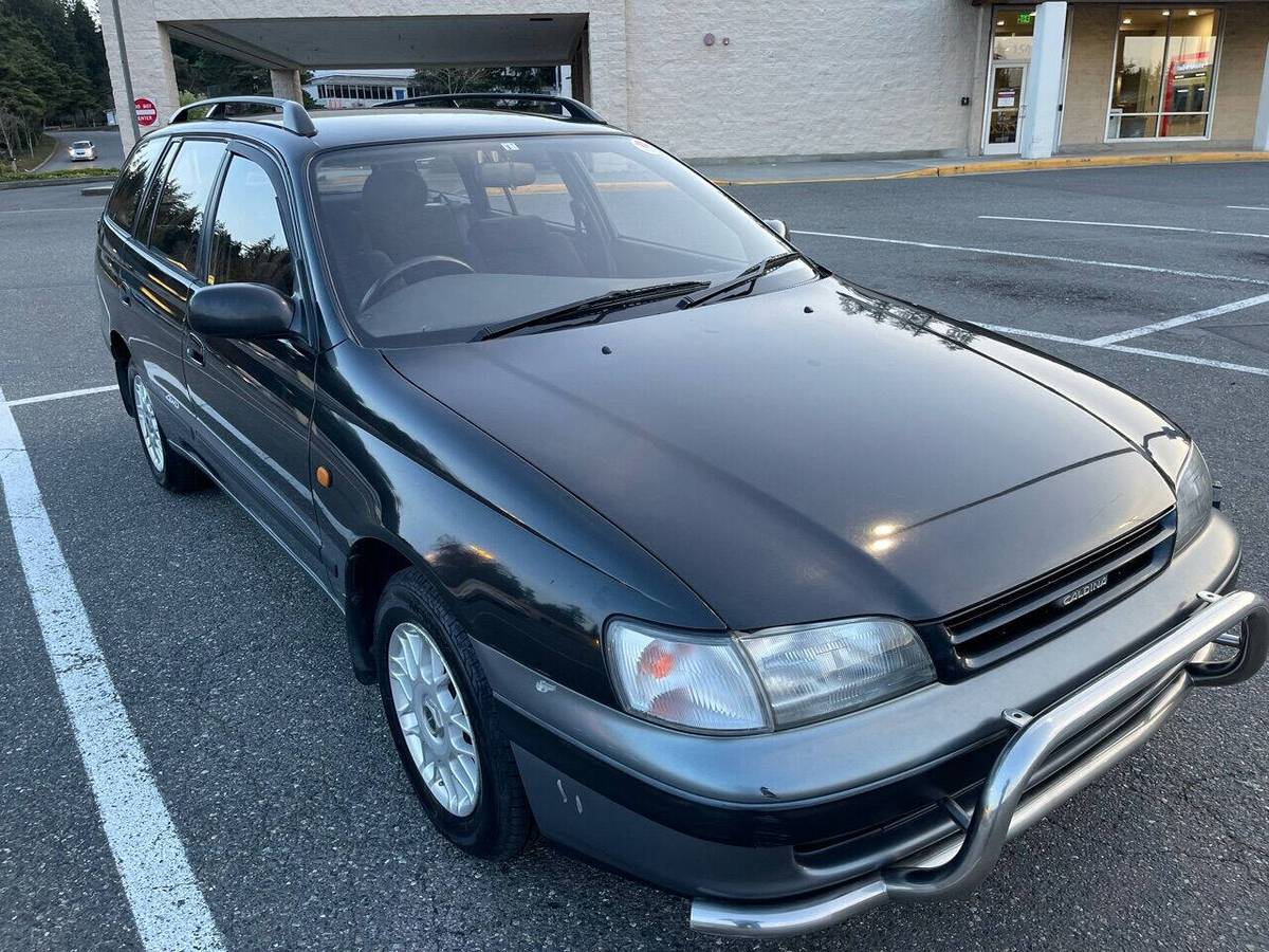 Toyota-caldina-1994-black-5