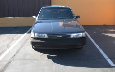 Toyota-camry-1990-blue-1