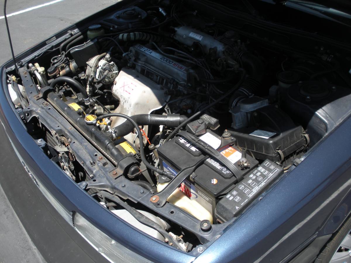 Toyota-camry-1990-blue-13