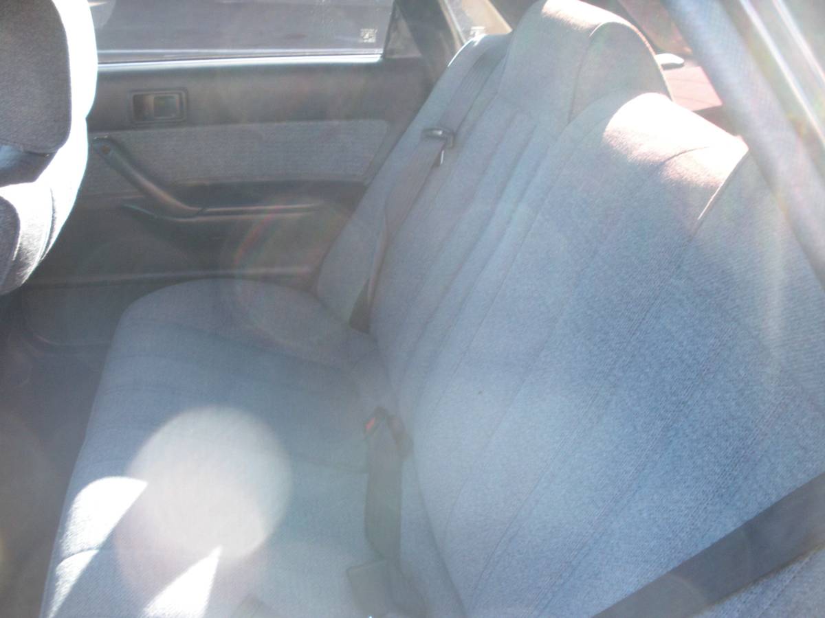 Toyota-camry-1990-blue-6