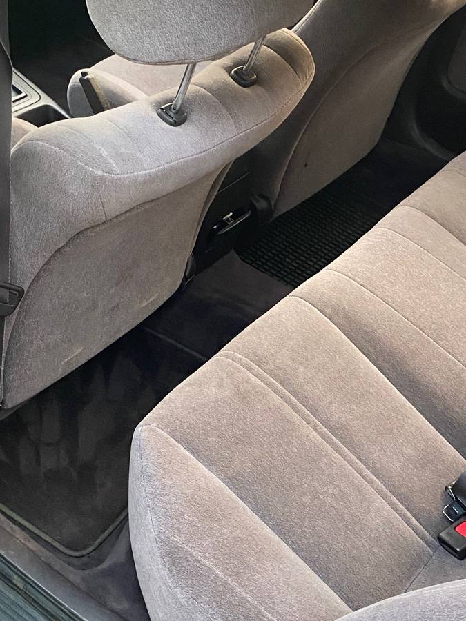 Toyota-camry-1992-grey-1