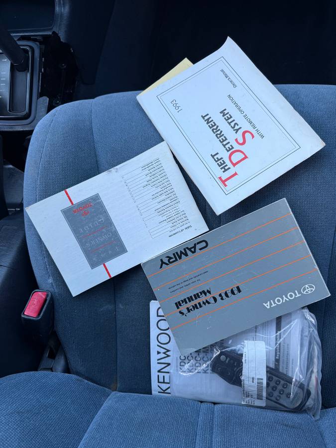 Toyota-camry-1993-green-10