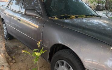 Toyota-camry-1995-grey-1