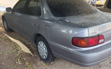 Toyota-camry-1995-grey-2