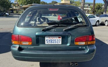 Toyota-camry-1996-green-2