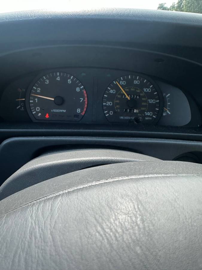 Toyota-camry-1996-white-13