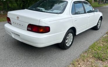 Toyota-camry-1996-white-4