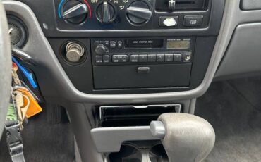 Toyota-camry-1996-white-9
