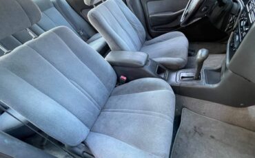 Toyota-camry-le-1996-18