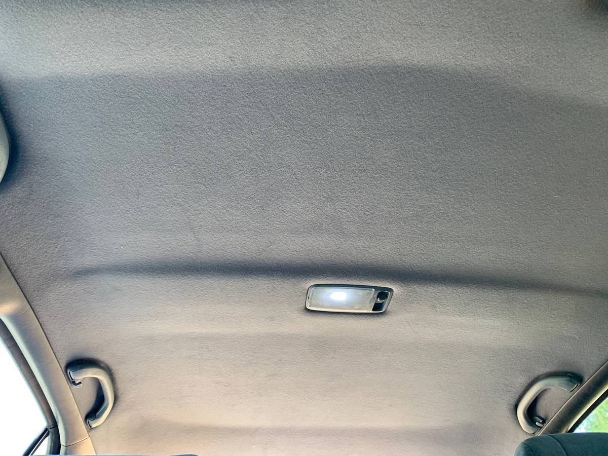 Toyota-camry-le-4dr-sedan-1992-white-13
