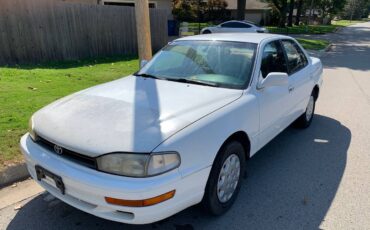 Toyota-camry-le-4dr-sedan-1992-white-2