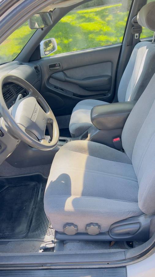 Toyota-camry-se-1996-white-6