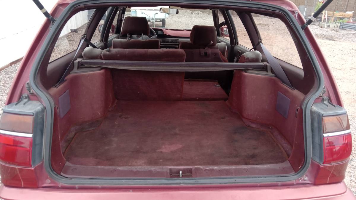 Toyota-camry-wagon-le-1988-red-1