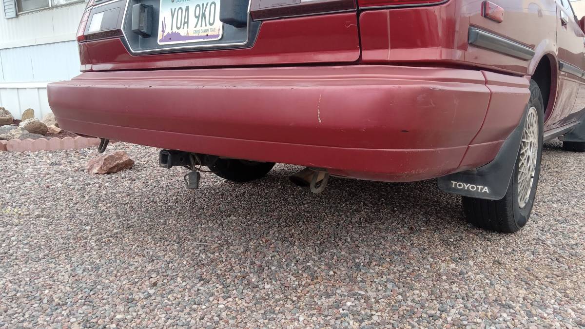 Toyota-camry-wagon-le-1988-red-2