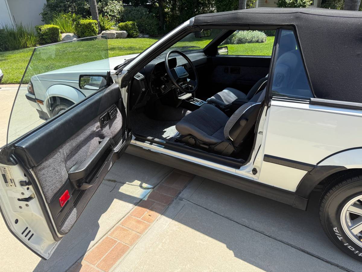 Toyota-celica-1985-4