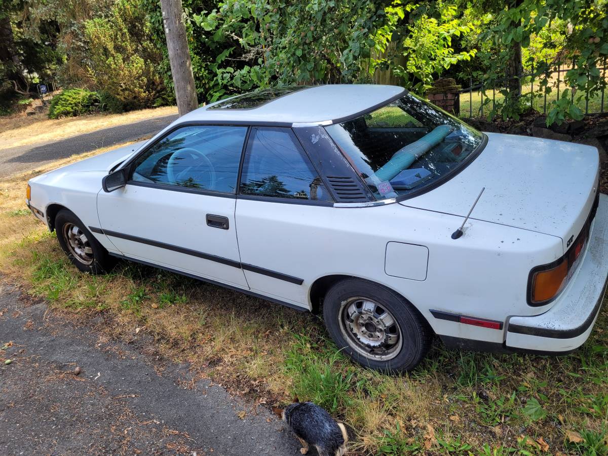 Toyota-celica-1987-white-7