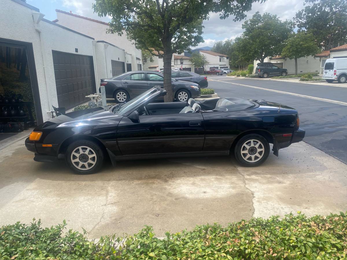 Toyota-celica-gt-1987-black-18