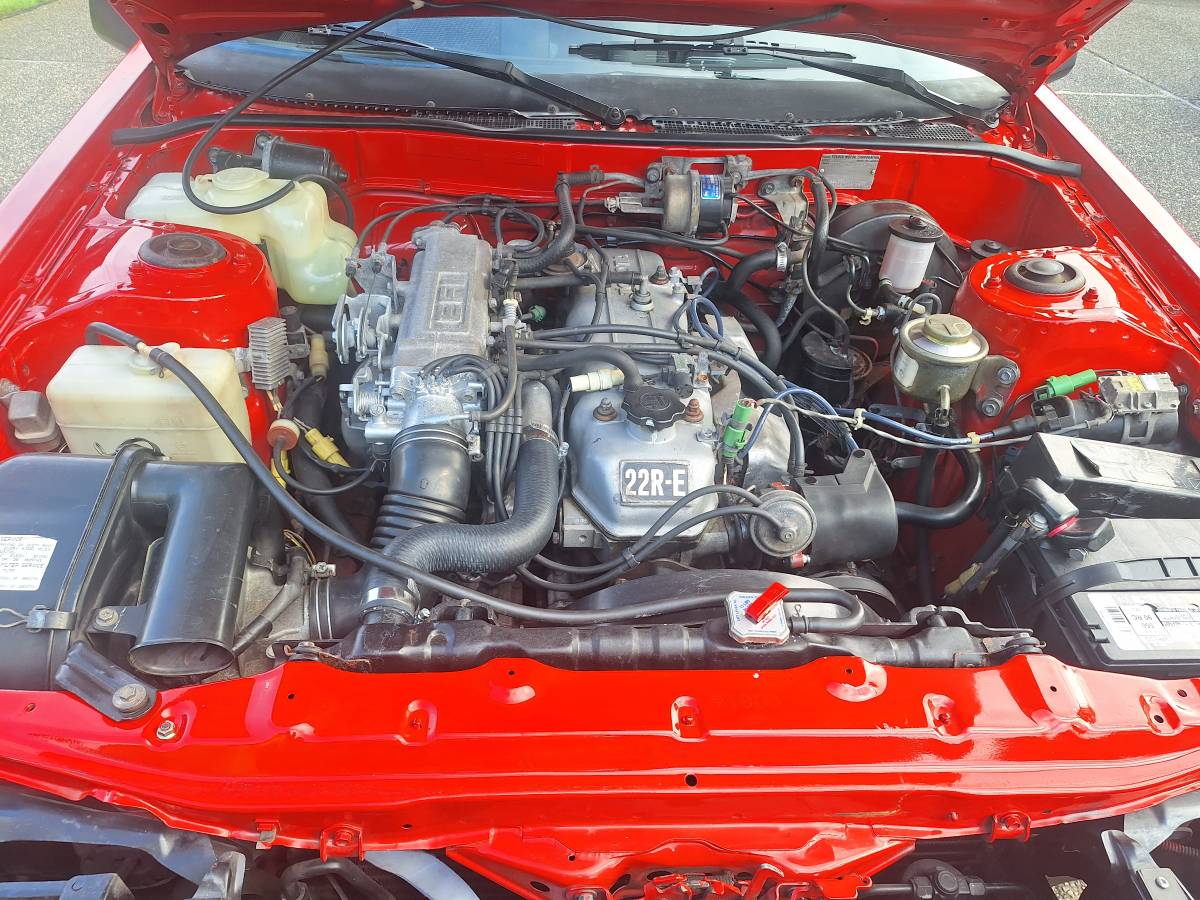 Toyota-celica-gt-s-1984-red-8
