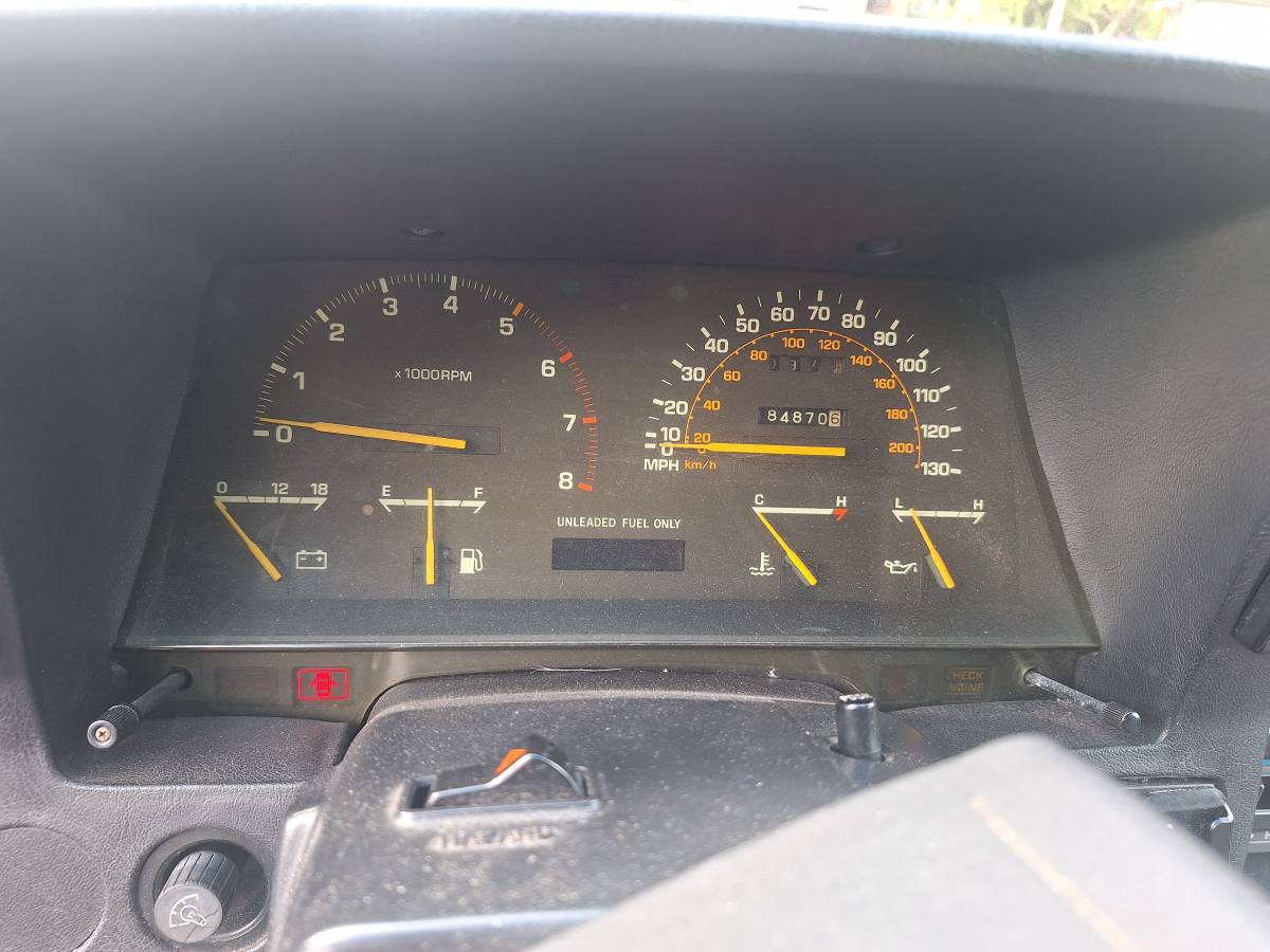 Toyota-celica-gt-s-1984-red-9