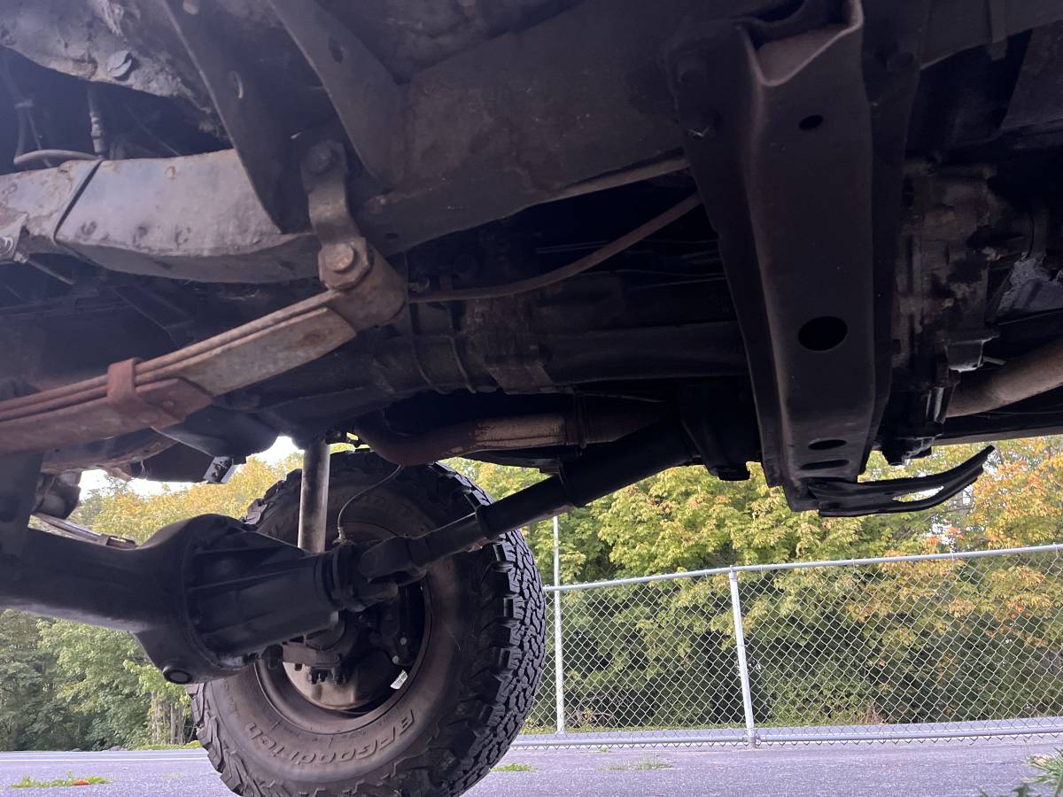 Toyota-chinook-pickup-diesel-1982-1