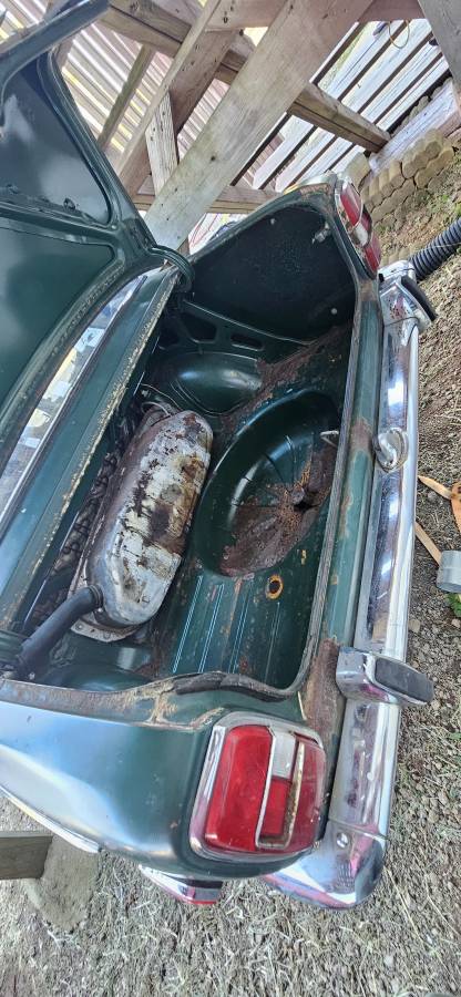 Toyota-corolla-1969-green-5