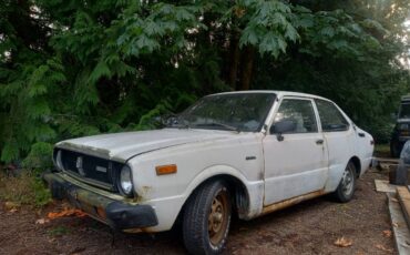 Toyota-corolla-1979-white-4