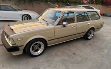 Toyota-corolla-1980-10