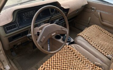 Toyota-corolla-1980-4