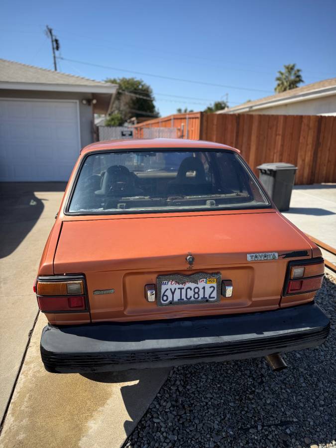 Toyota-corolla-1981-brown-7