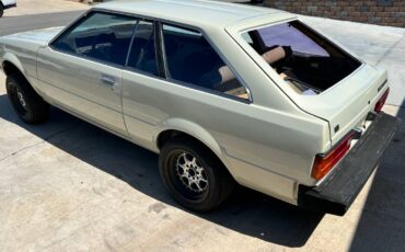 Toyota-corolla-1981-custom-2