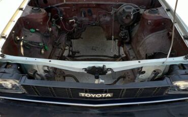 Toyota-corolla-1981-custom-8