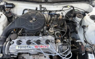 Toyota-corolla-1992-10