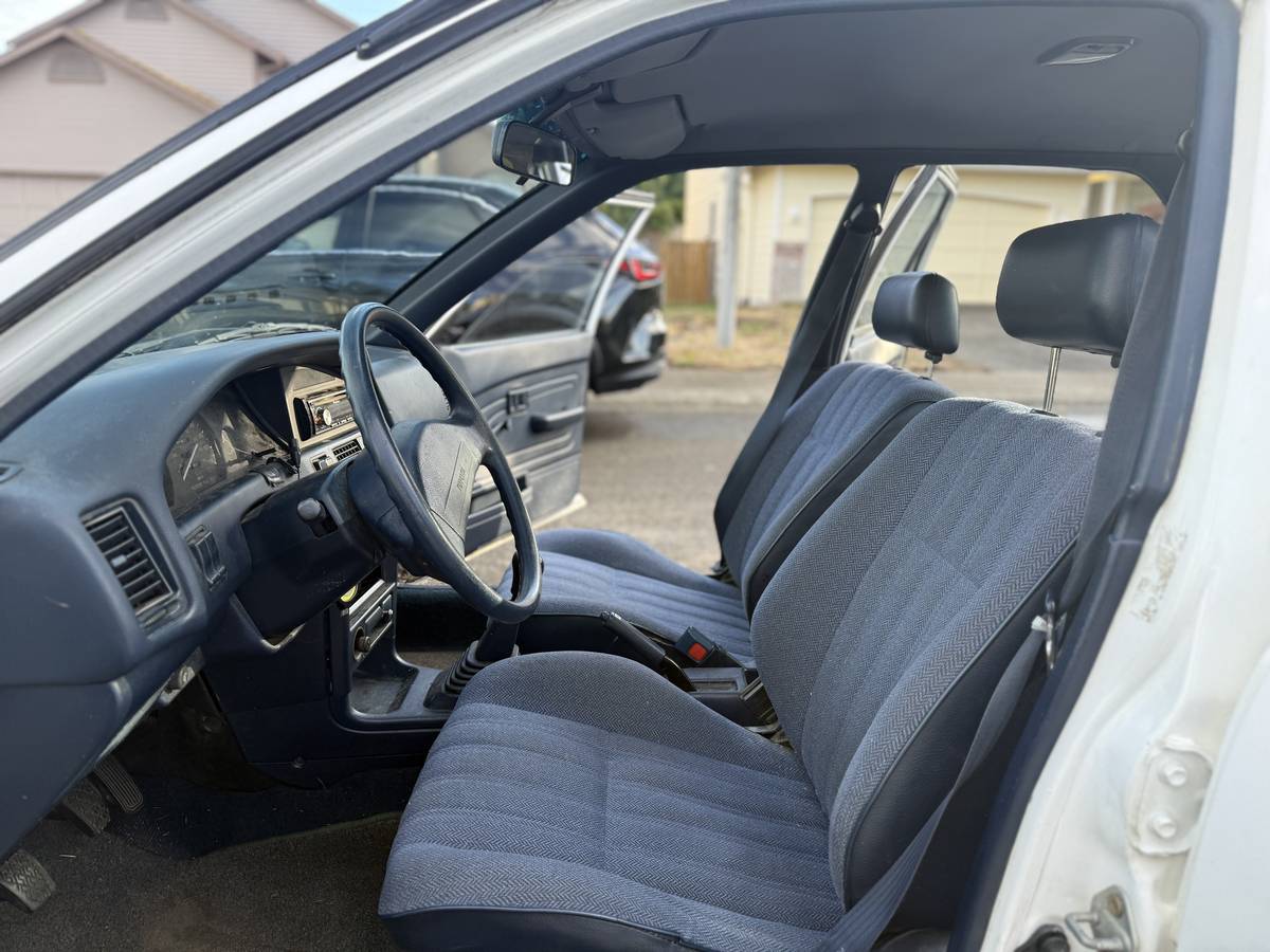 Toyota-corolla-1992-8