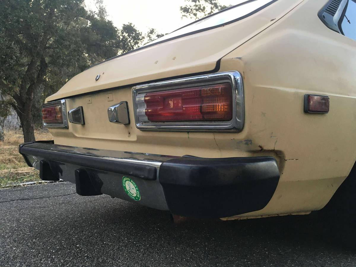 Toyota-corolla-liftback-1977-yellow-16