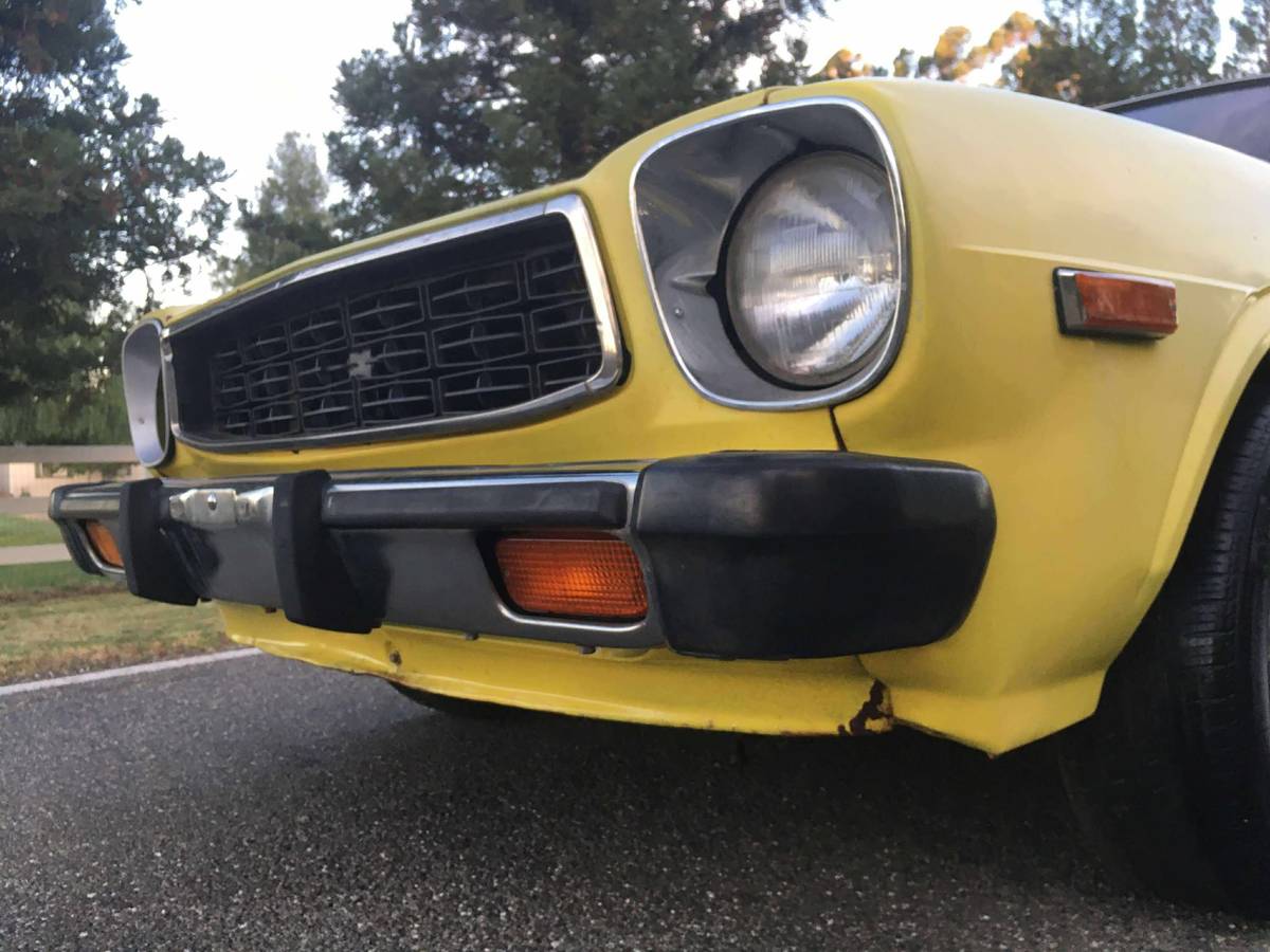 Toyota-corolla-liftback-1977-yellow-2