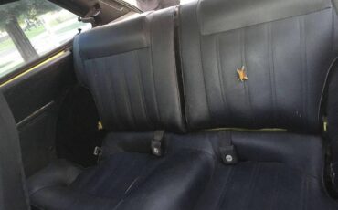 Toyota-corolla-liftback-1977-yellow-22