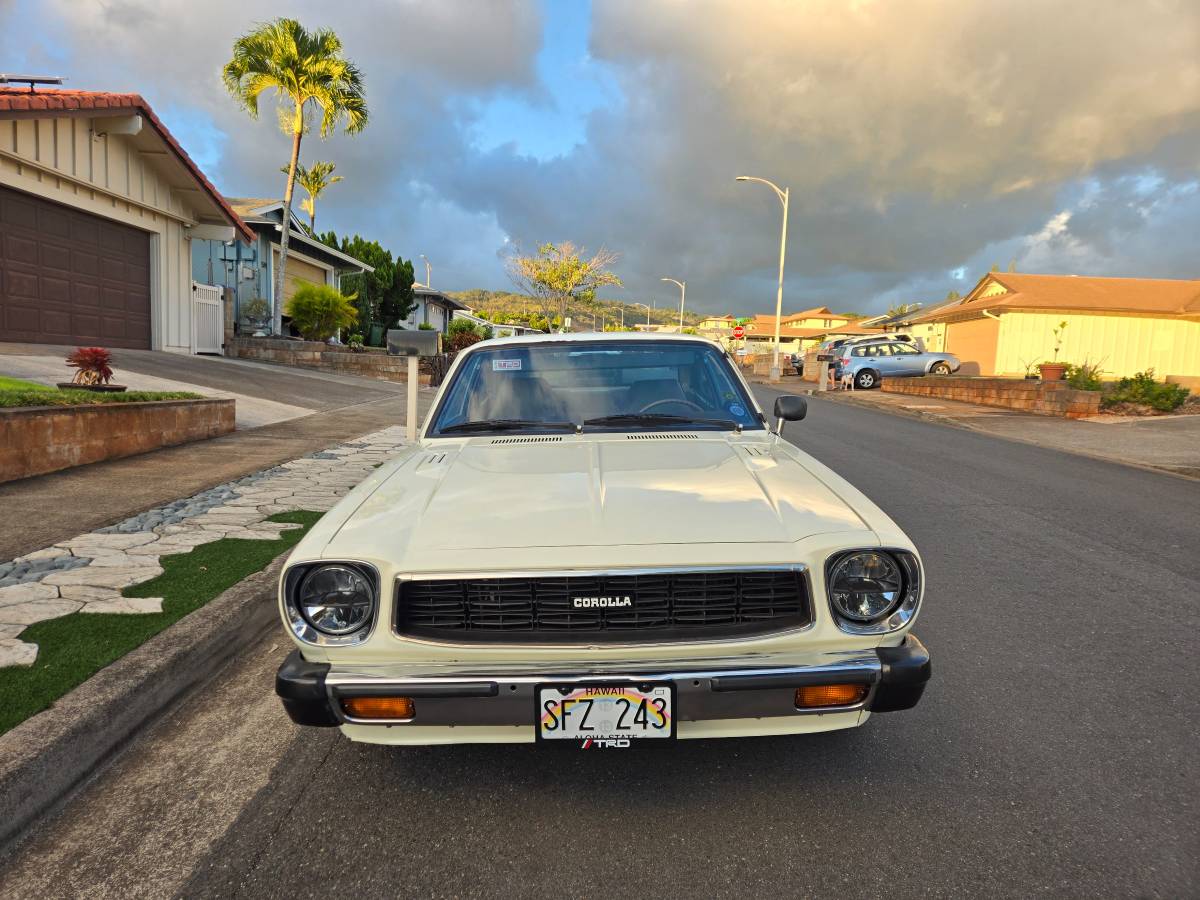 Toyota-corolla-sport-coupe-1977-11