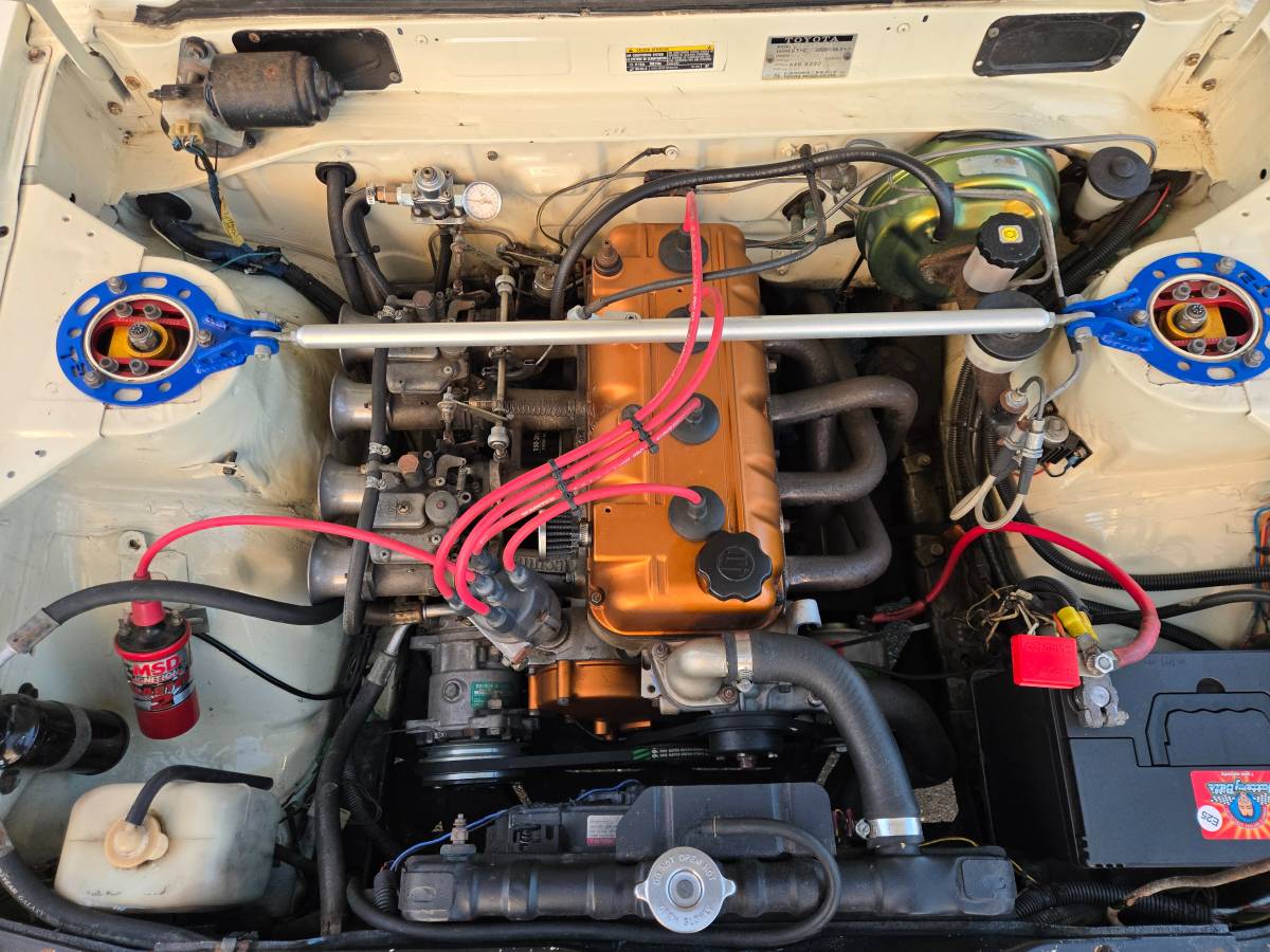 Toyota-corolla-sport-coupe-1977-14