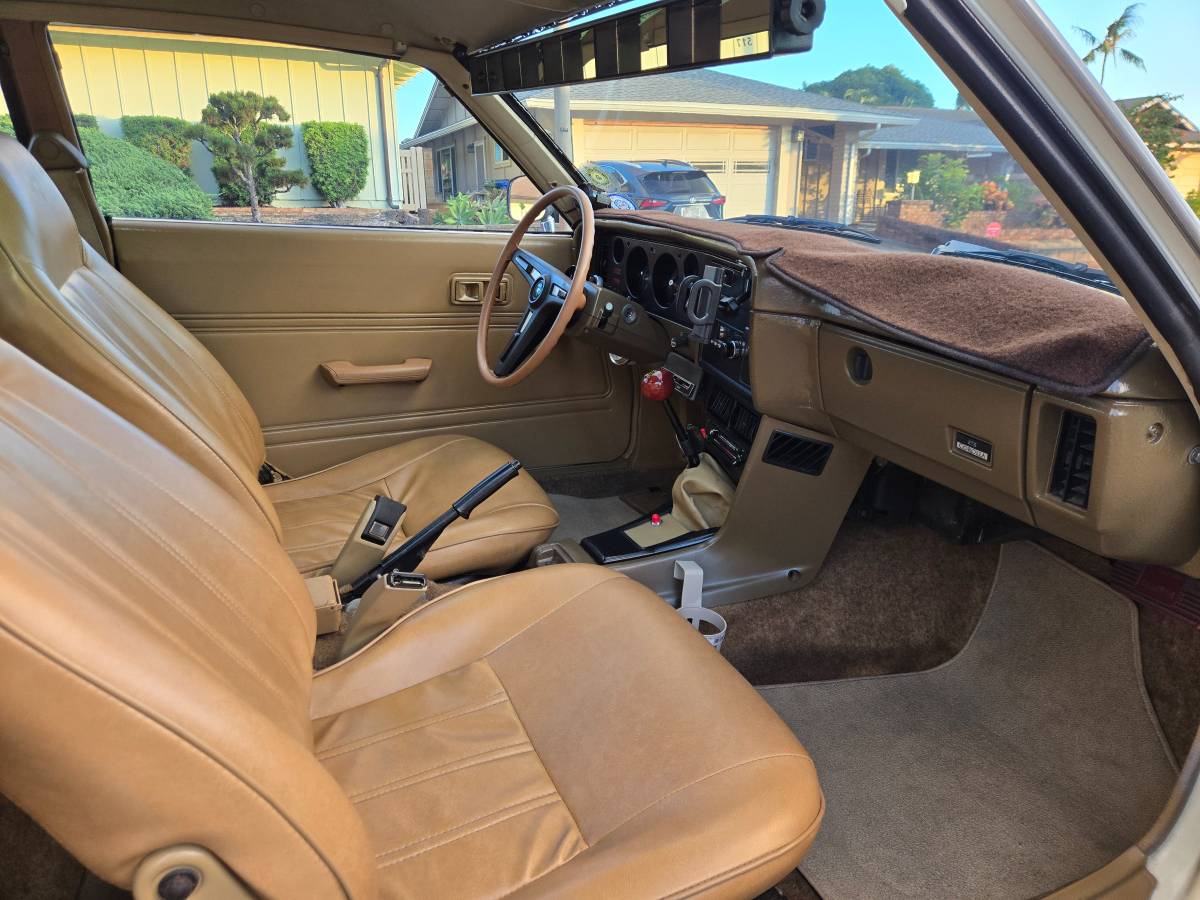 Toyota-corolla-sport-coupe-1977-17