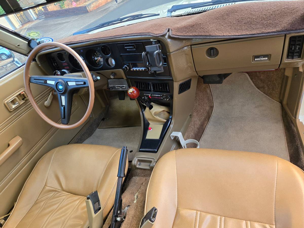 Toyota-corolla-sport-coupe-1977-18