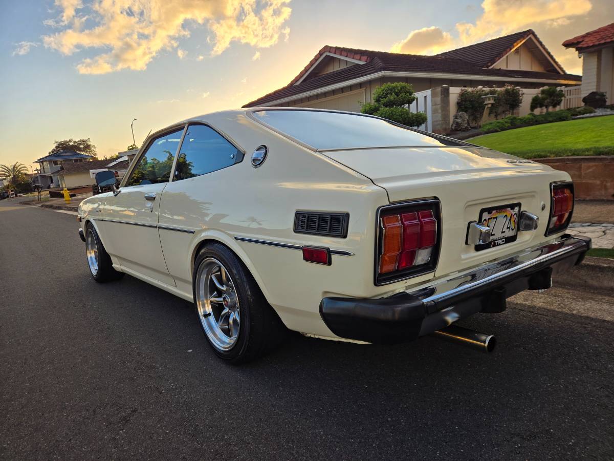 Toyota-corolla-sport-coupe-1977-7