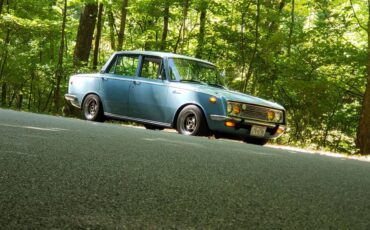 Toyota-corona-1968-blue-11
