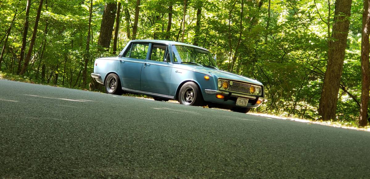 Toyota-corona-1968-blue-11
