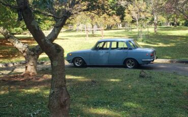 Toyota-corona-1968-blue-16