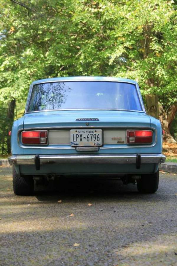 Toyota-corona-1968-blue-8