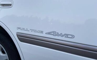 Toyota-corona-1995-white-4