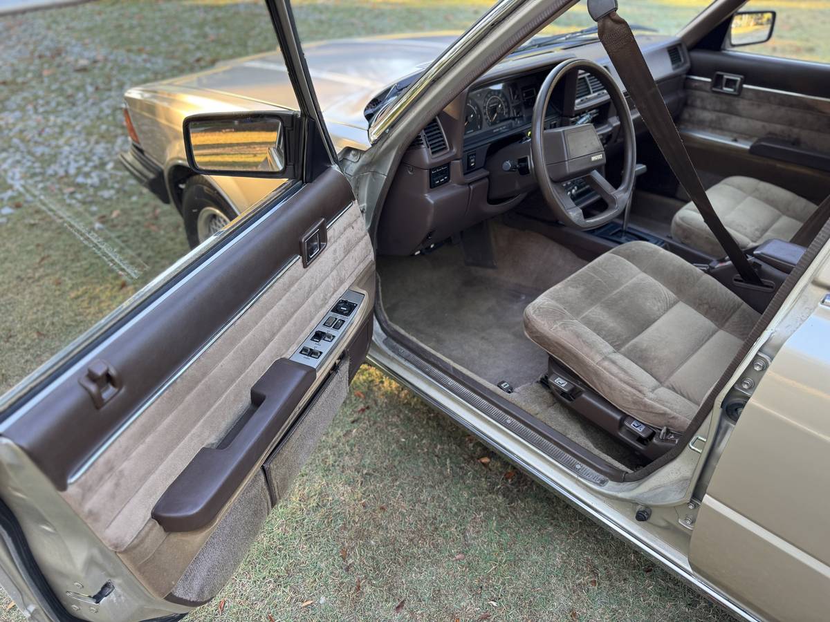 Toyota-cressida-1984-3